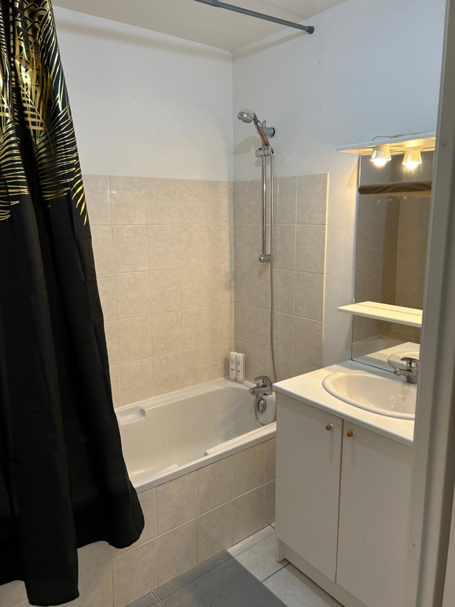 Appartement Évreux Buitenkant foto